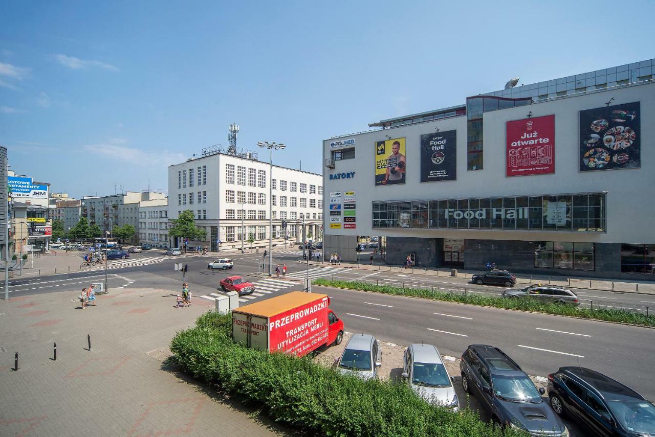 Apartament 4 *